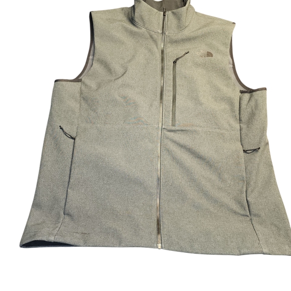 Men’s Apex Bionic 3 VestColor:TNF Dark Grey Heather XL - Picture 2 of 10